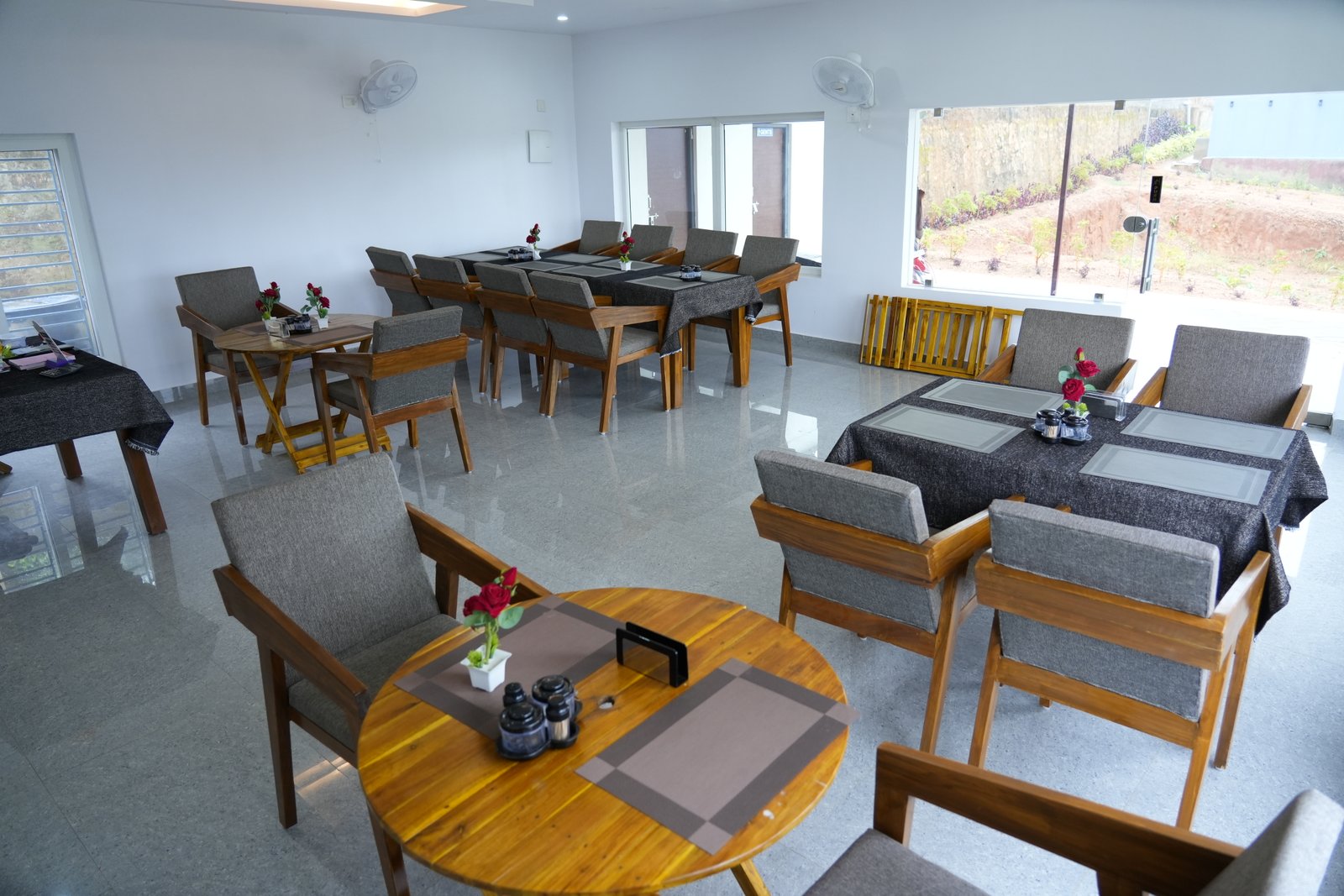 Rosie Villas Restaurant 5